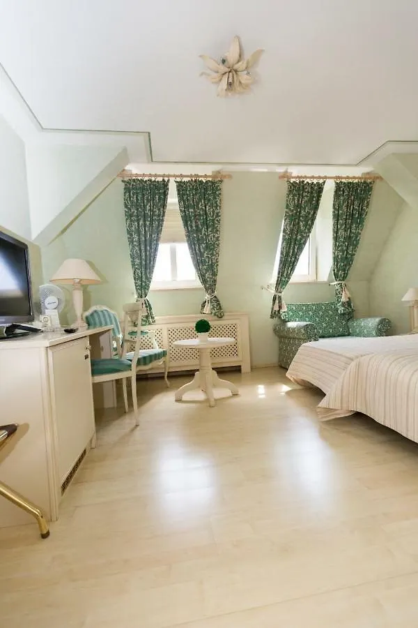 Hotel Burghof